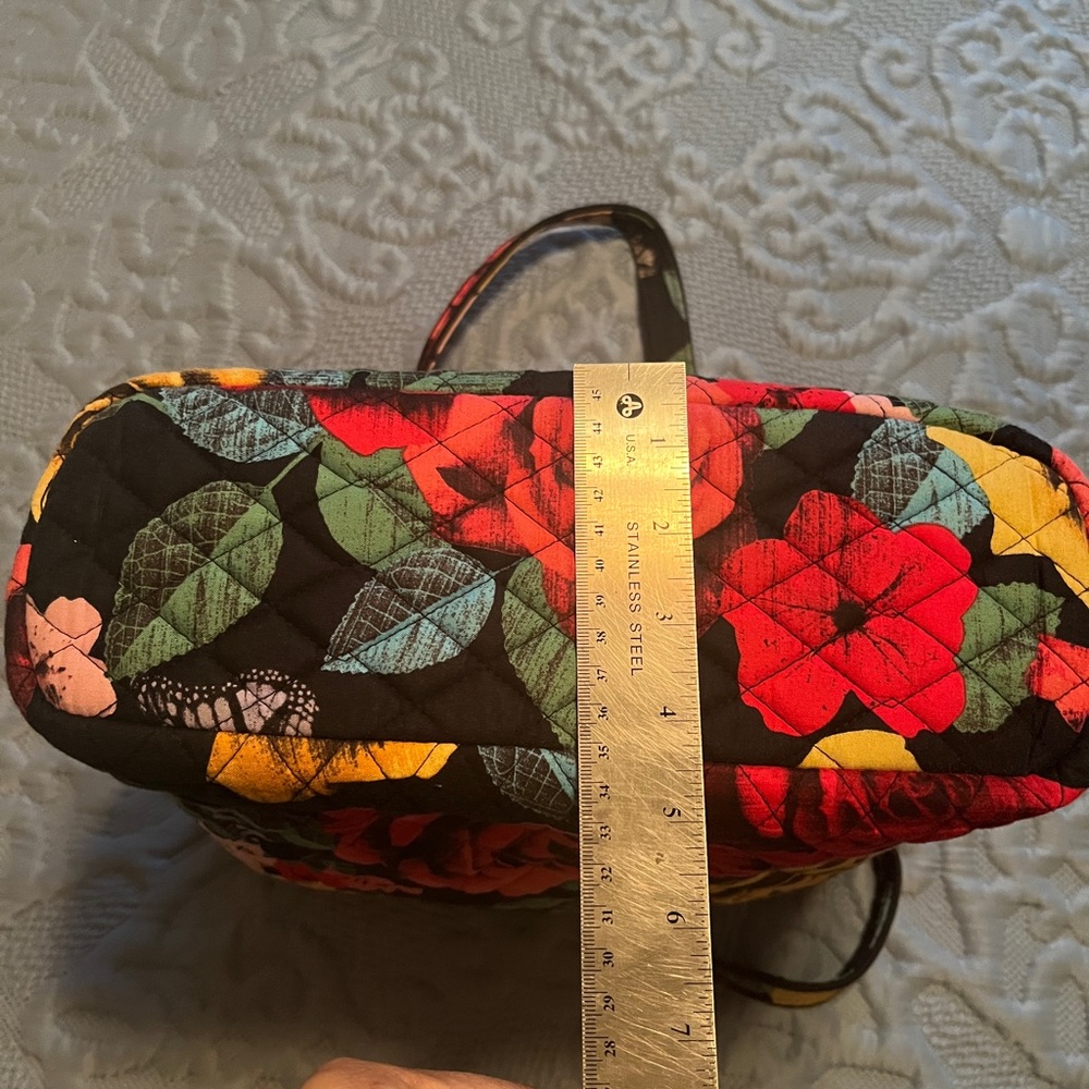 Set Vera Bradley Havana rose tote, mini back pack, coin purse, and crossbody. - Picture 4 of 14